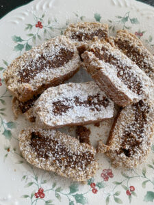 These Healthy Fig Cookies are full of flavor and nourishing ingredients. They can be made for Christmas to add to your cookie tray or any day of the year as a healthy breakfast or dessert!