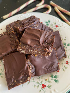 These Peppermint Protein Brownies are an easy, no-bake dessert or snack that is made with nourishing ingredients! They only take a couple of minutes to put together and a few key ingredients. 