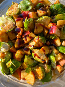 This Balsamic Roasted Brussel & Apple Sprout Hash is full of flavor and natural sweetness to create a delicious side or main dish. It’s completely plant based and only requires 5 ingredients!